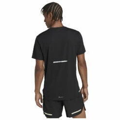 ADIDAS Own The Run Cooler Tee - Sport Shirt 9 ADIDAS Own The Run Cooler Tee - Sport Shirt -Outdoor Equipment Sales Shop adidas own the run cooler tee sport shirt detail 3