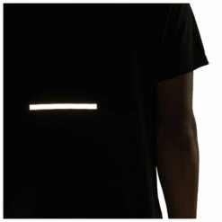 ADIDAS Own The Run Cooler Tee - Sport Shirt 11 ADIDAS Own The Run Cooler Tee - Sport Shirt -Outdoor Equipment Sales Shop adidas own the run cooler tee sport shirt detail 5