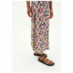 Armedangels Women's Saalanja Painted Bloom - Skirt 11 Armedangels Women's Saalanja Painted Bloom - Skirt -Outdoor Equipment Sales Shop armedangels womens saalanja painted bloom skirt detail 5