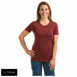 Women's Merino150 Bergfreunde Outline T-Shirt - Merino Shirt 11 Women's Merino150 Bergfreunde Outline T-Shirt - Merino Shirt -Outdoor Equipment Sales Shop bergfreundede womens merino150 bergfreunde outline t shirt merino shirt detail 10