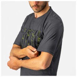 Castelli Trail Tech Tee - Cycling Jersey -Outdoor Equipment Sales Shop castelli trail tech tee cycling jersey detail 3