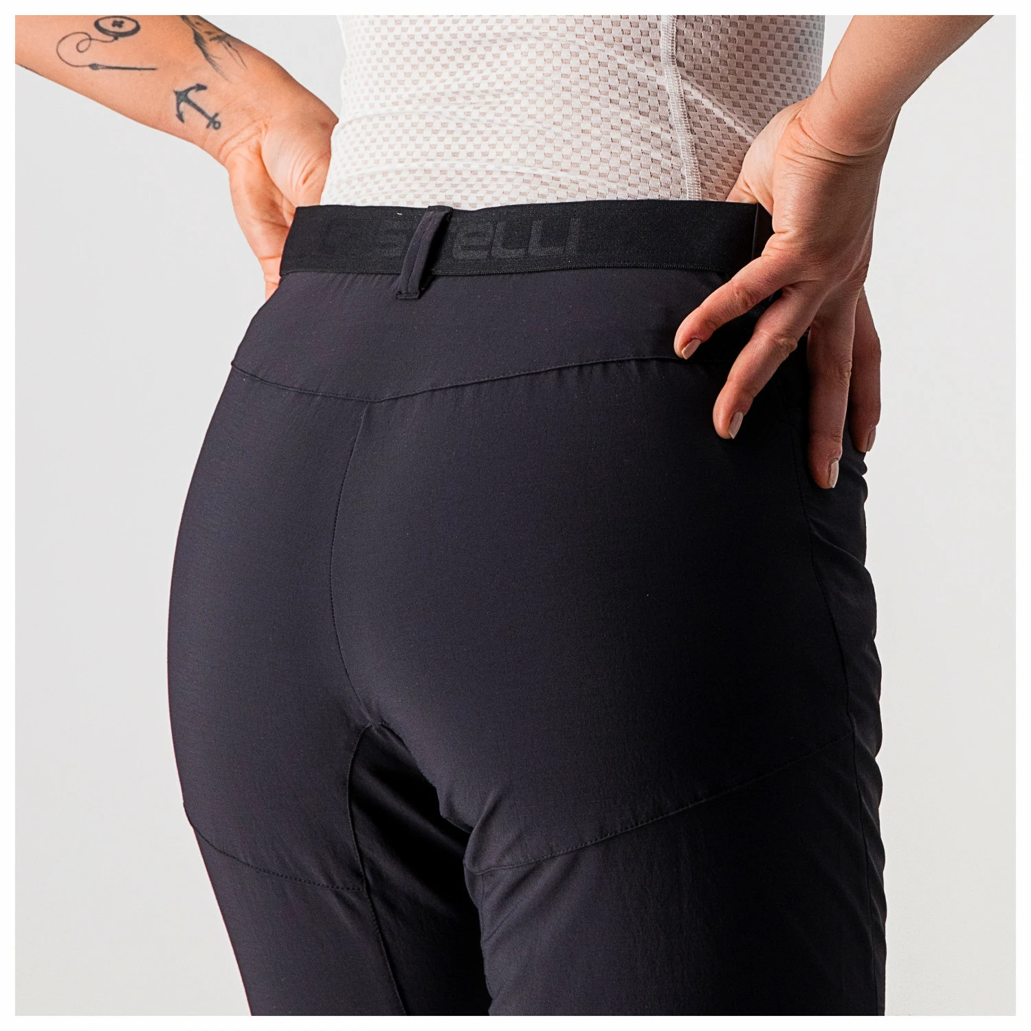 Castelli Women's Unlimited Baggy Shorts - Cycling Bottoms 7 Castelli Women's Unlimited Baggy Shorts - Cycling Bottoms - Image 5