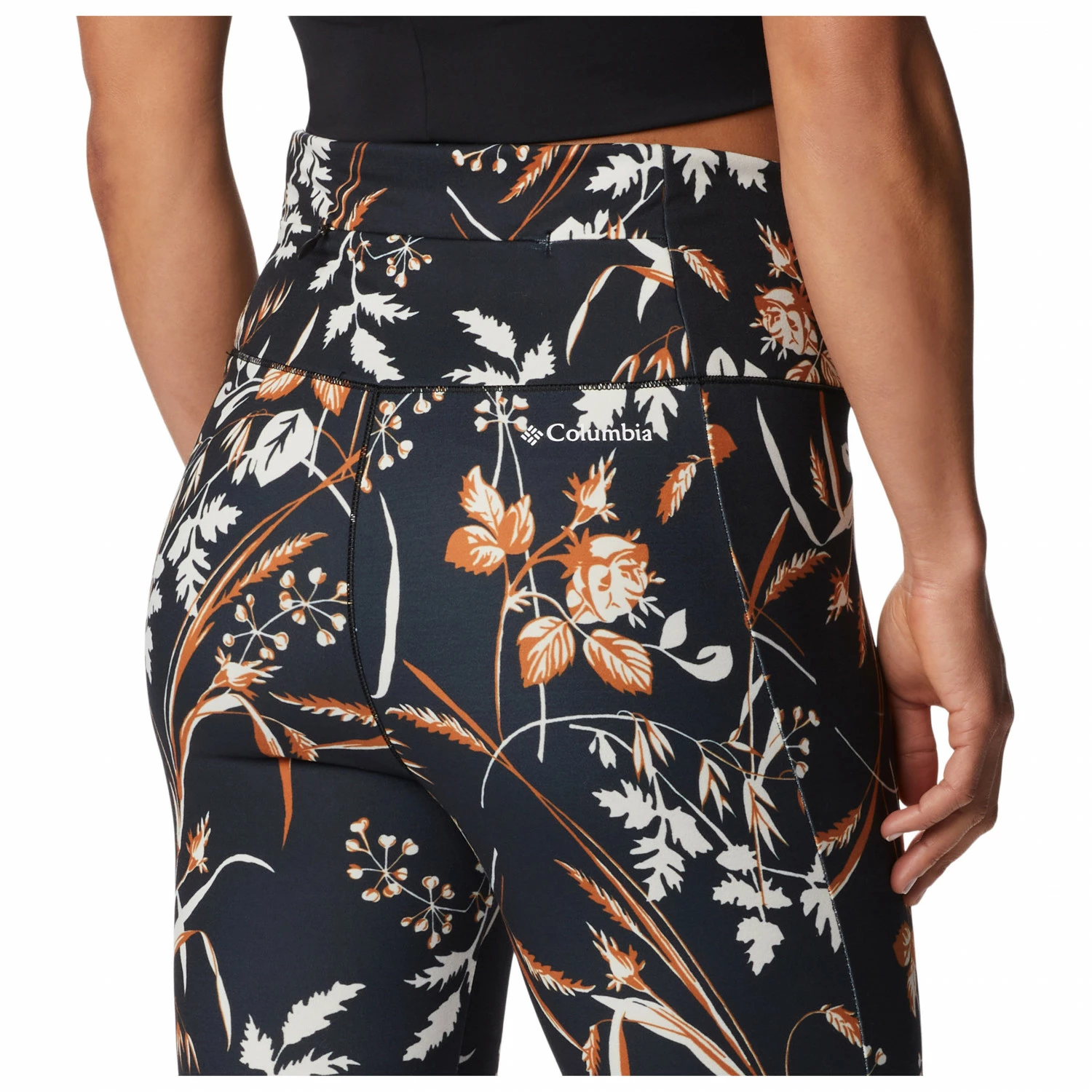 Columbia Women's Weekend Adventure 7/8 Legging - Leggings 8 Columbia Women's Weekend Adventure 7/8 Legging - Leggings - Image 6