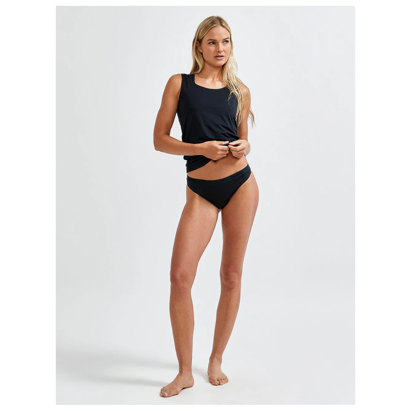 Craft Women's Core Dry String - Synthetic Base Layer 5 Craft Women's Core Dry String - Synthetic Base Layer - Image 3