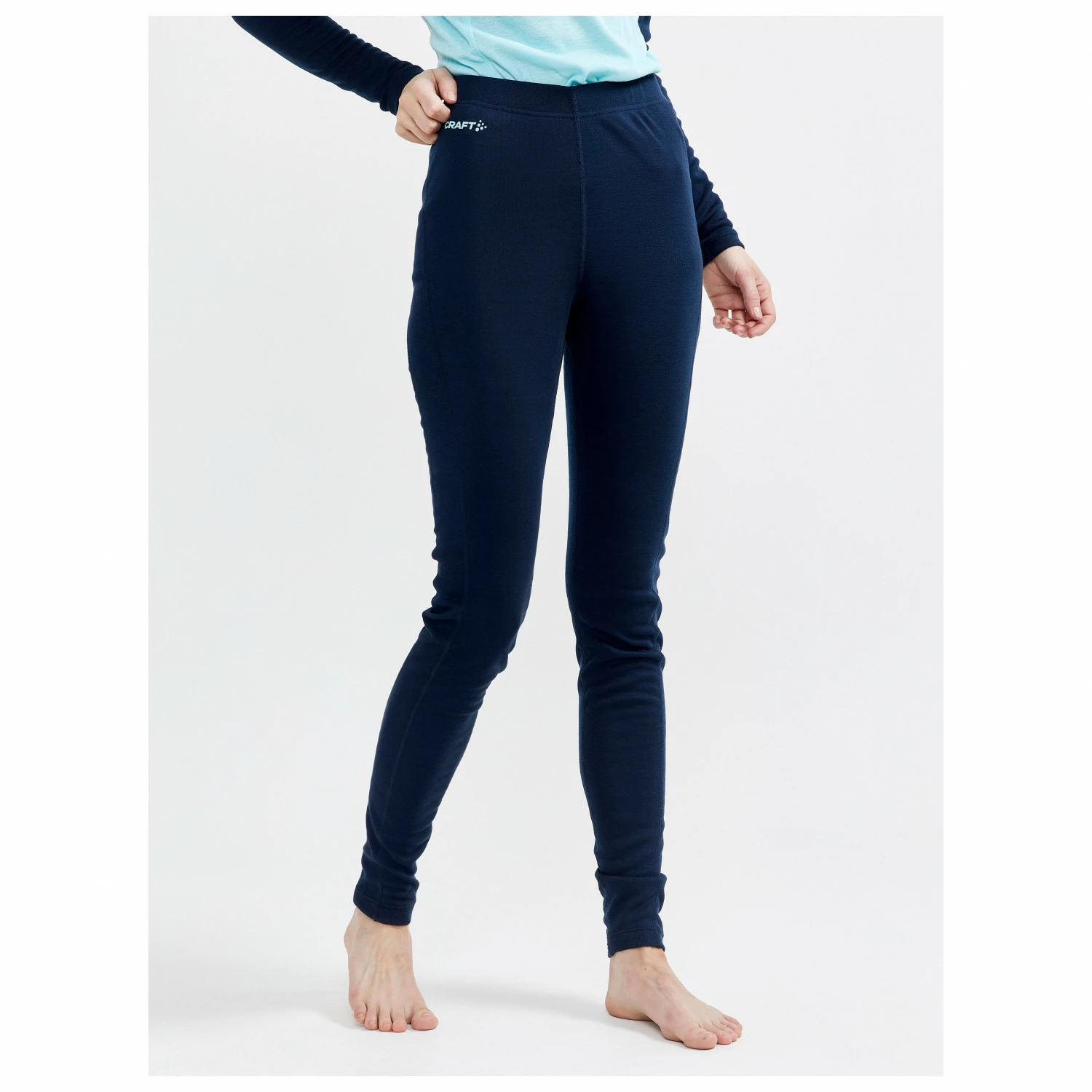 Craft Women's Core Warm Baselayer Set - Synthetic Base Layer 8 Craft Women's Core Warm Baselayer Set - Synthetic Base Layer - Image 6