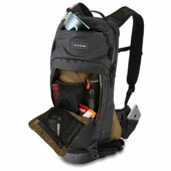 Dakine Seeker 10 - Cycling Backpack 7 Dakine Seeker 10 - Cycling Backpack -Outdoor Equipment Sales Shop dakine seeker 10 cycling backpack bf detail 3