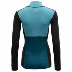 Devold Women's Lauparen Merino 190 Zip Neck - Merino Base Layer 5 Devold Women's Lauparen Merino 190 Zip Neck - Merino Base Layer -Outdoor Equipment Sales Shop devold womens lauparen merino 190 zip neck merino base layer detail 2