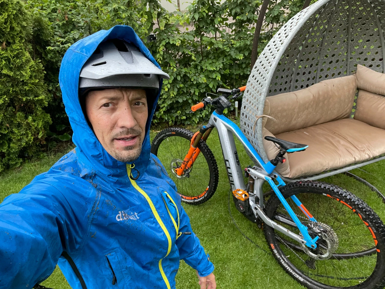 Dirtlej Dirtsuit Classic Edition - Cycling Skinsuit 7 Dirtlej Dirtsuit Classic Edition - Cycling Skinsuit - Image 5