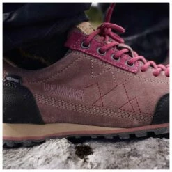 Women's Ginja Rock WP - Approach Shoes -Outdoor Equipment Sales Shop doghammer womens ginja rock wp approach shoes detail 5