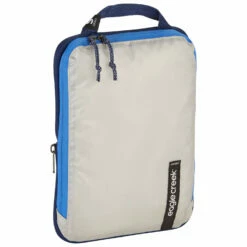 Eagle Creek Pack-It Isolate Compression Cube Set - Stuff Sack -Outdoor Equipment Sales Shop eagle creek pack it isolate compression cube set stuff sack detail 2
