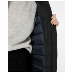 Elvine Women's Katryna - Coat -Outdoor Equipment Sales Shop elvine womens katryna coat detail 5