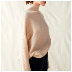 Elvine Women's Stinne - Wool Jumper -Outdoor Equipment Sales Shop elvine womens stinne wool jumper detail 3