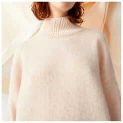 Elvine Women's Stinne - Wool Jumper -Outdoor Equipment Sales Shop elvine womens stinne wool jumper detail 4