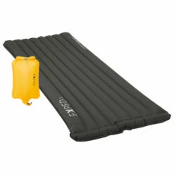 Exped Dura 6R - Sleeping Mat 7 Exped Dura 6R - Sleeping Mat -Outdoor Equipment Sales Shop exped dura 6r sleeping mat detail 3