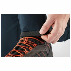 FJÄLLRÄVEN Bergtagen Stretch Trousers - Walking Trousers 21 FJÄLLRÄVEN Bergtagen Stretch Trousers - Walking Trousers -Outdoor Equipment Sales Shop fjaellraeven bergtagen stretch trousers walking trousers detail 9