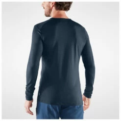 FJÄLLRÄVEN Bergtagen Thinwool L/S - Merino Base Layer 11 FJÄLLRÄVEN Bergtagen Thinwool L/S - Merino Base Layer -Outdoor Equipment Sales Shop fjaellraeven bergtagen thinwool l s merino base layer detail 5