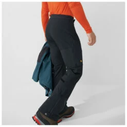 FJÄLLRÄVEN Bergtagen Touring Trousers - Ski Touring Trousers -Outdoor Equipment Sales Shop fjaellraeven bergtagen touring trousers ski touring trousers detail 4