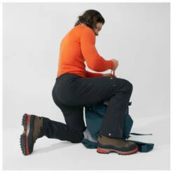 FJÄLLRÄVEN Bergtagen Touring Trousers - Ski Touring Trousers -Outdoor Equipment Sales Shop fjaellraeven bergtagen touring trousers ski touring trousers detail 5