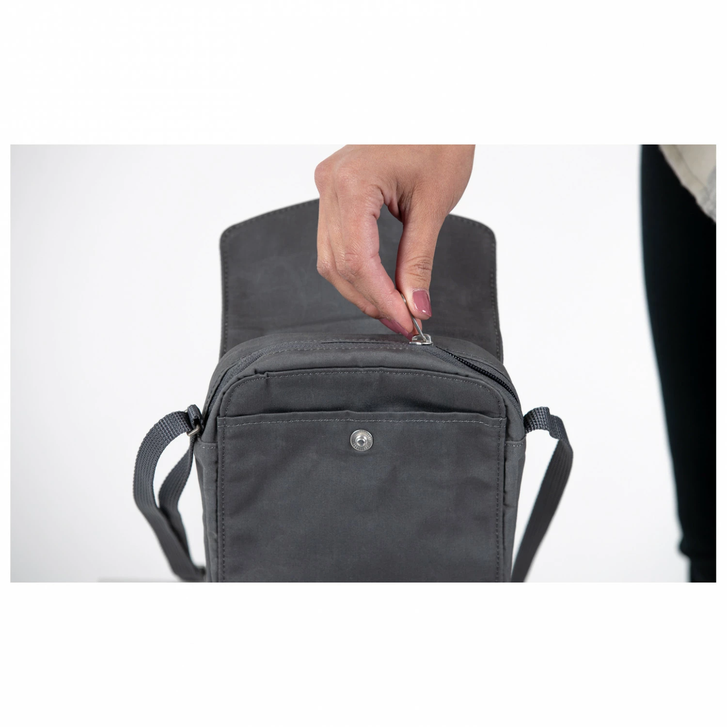 FJÄLLRÄVEN Greenland Pocket - Shoulder Bag 8 FJÄLLRÄVEN Greenland Pocket - Shoulder Bag - Image 6