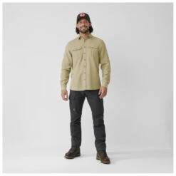 FJÄLLRÄVEN Övik Travel Shirt L/S - Shirt 11 FJÄLLRÄVEN Övik Travel Shirt L/S - Shirt -Outdoor Equipment Sales Shop fjaellraeven oevik travel shirt l s shirt detail 3