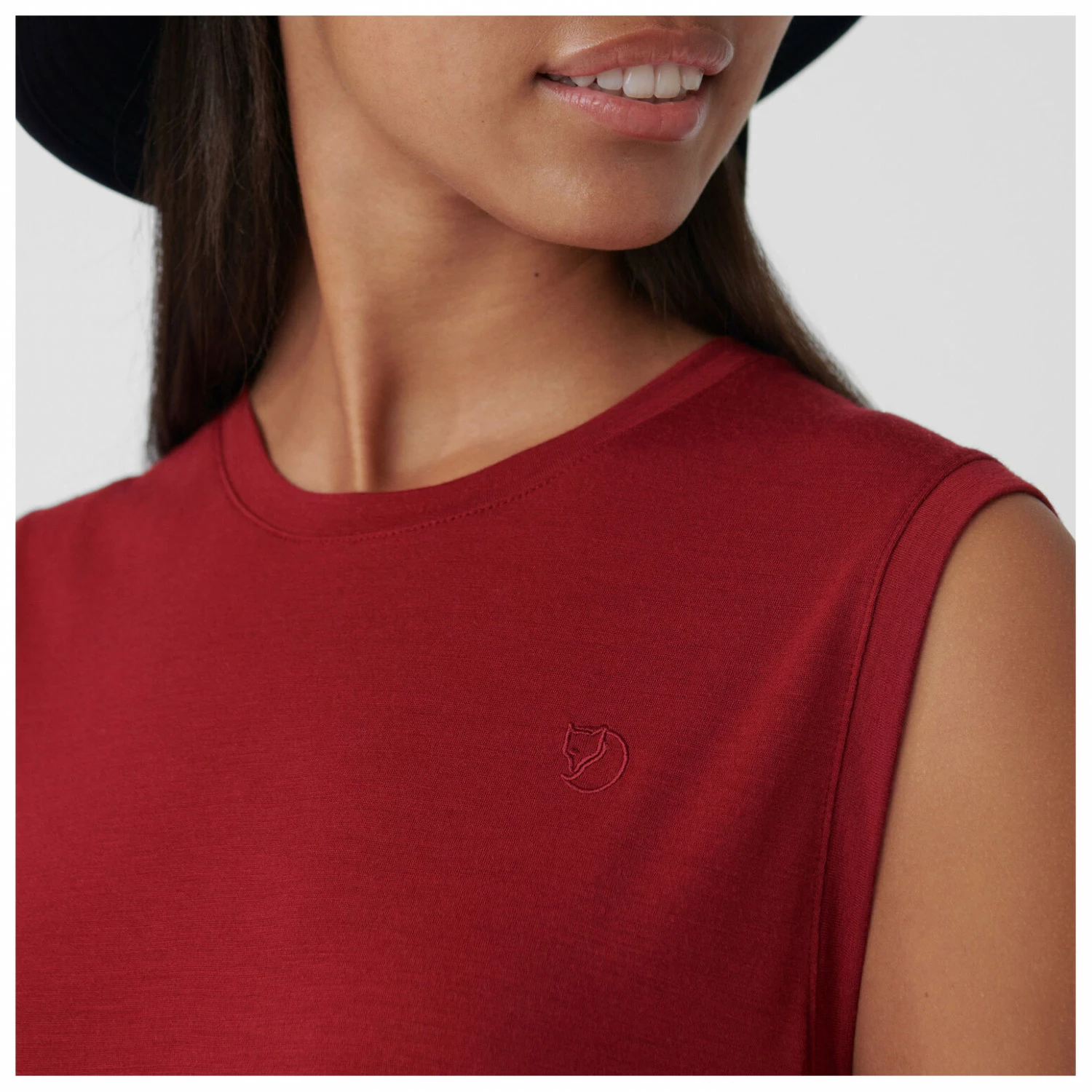 FJÄLLRÄVEN Women's Abisko Wool Tank Top - Merino Shirt 7 FJÄLLRÄVEN Women's Abisko Wool Tank Top - Merino Shirt - Image 5