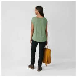 FJÄLLRÄVEN Women's High Coast Cool T-Shirt - T-shirt 11 FJÄLLRÄVEN Women's High Coast Cool T-Shirt - T-shirt -Outdoor Equipment Sales Shop fjaellraeven womens high coast cool t shirt t shirt detail 4