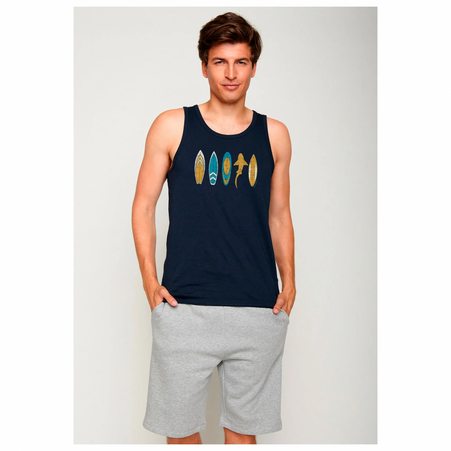 Lifestyle Shark Beach Airy - Tank Top 4 Lifestyle Shark Beach Airy - Tank Top - Image 2