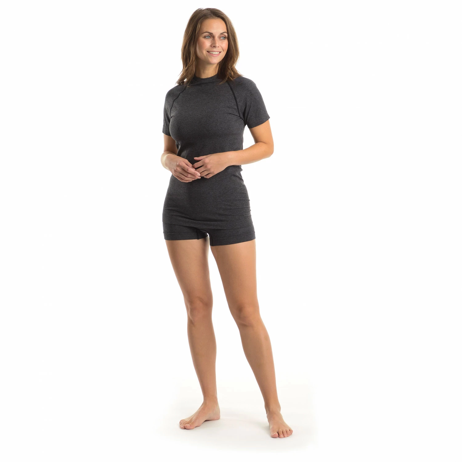 Women's Cedarhe. Seamless S/S - Synthetic Base Layer 6 Women's Cedarhe. Seamless S/S - Synthetic Base Layer - Image 4