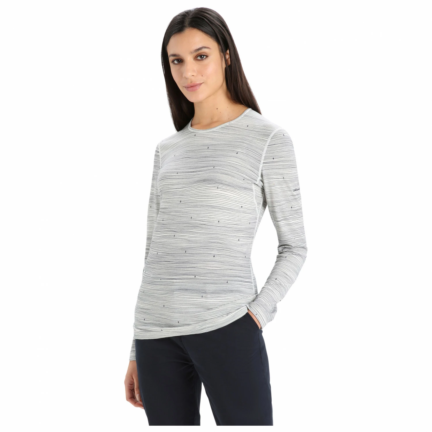 Icebreaker Women's 200 Oasis L/S Crewe Ski Tracks - Merino Base Layer 4 Icebreaker Women's 200 Oasis L/S Crewe Ski Tracks - Merino Base Layer - Image 2