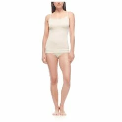 Icebreaker Women's Siren Cami - Merino Base Layer -Outdoor Equipment Sales Shop icebreaker womens siren cami merino base layer detail 6