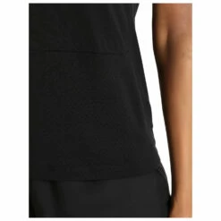 Icebreaker Women's Zoneknit S/S Slit Tee - Merino Shirt 12 Icebreaker Women's Zoneknit S/S Slit Tee - Merino Shirt -Outdoor Equipment Sales Shop icebreaker womens zoneknit s s slit tee merino shirt detail 5