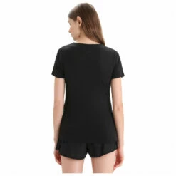 Icebreaker Women's Zoneknit S/S Tee - Merino Shirt -Outdoor Equipment Sales Shop icebreaker womens zoneknit s s tee merino shirt detail 4