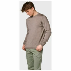 Basic Merino Knit - Merino Jumper 12 Basic Merino Knit - Merino Jumper -Outdoor Equipment Sales Shop klitmoeller collective basic merino knit merino jumper bf detail 4