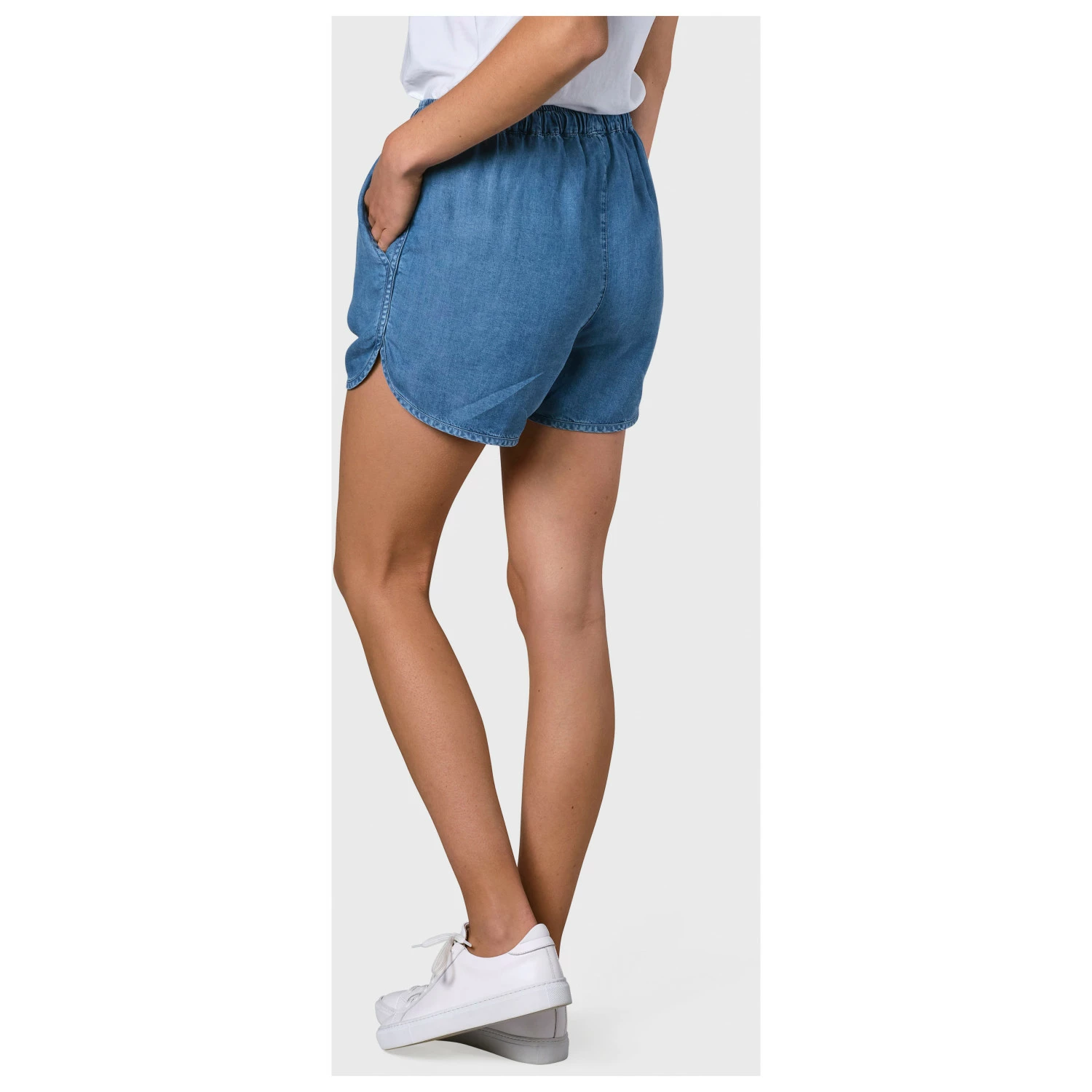 Women's Linda Chambrey Shorts - Shorts 4 Women's Linda Chambrey Shorts - Shorts - Image 2