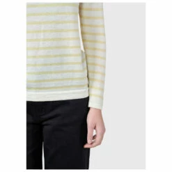 Women's Paula Knit - Merino Jumper -Outdoor Equipment Sales Shop klitmoeller collective womens paula knit merino jumper detail 4