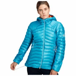 Mammut Women's Eigerjoch Advanced IN Hooded Jacket - Down Jacket 13 Mammut Women's Eigerjoch Advanced IN Hooded Jacket - Down Jacket -Outdoor Equipment Sales Shop mammut womens eigerjoch advanced in hooded jacket down jacket detail 4