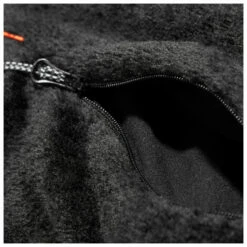 Mammut Women's Innominata Midlayer Vest - Fleece Vest -Outdoor Equipment Sales Shop mammut womens innominata midlayer vest fleece vest detail 3