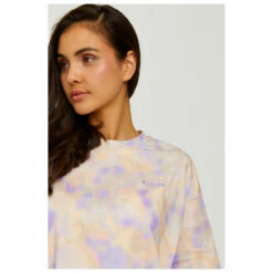 Women's Akita T - T-shirt 11 Women's Akita T - T-shirt -Outdoor Equipment Sales Shop mazine womens akita t t shirt detail 4