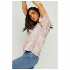 Women's Akita T - T-shirt 13 Women's Akita T - T-shirt -Outdoor Equipment Sales Shop mazine womens akita t t shirt detail 6