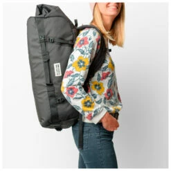 Smögen Duffle - Luggage -Outdoor Equipment Sales Shop meromero smoegen duffle luggage detail 3