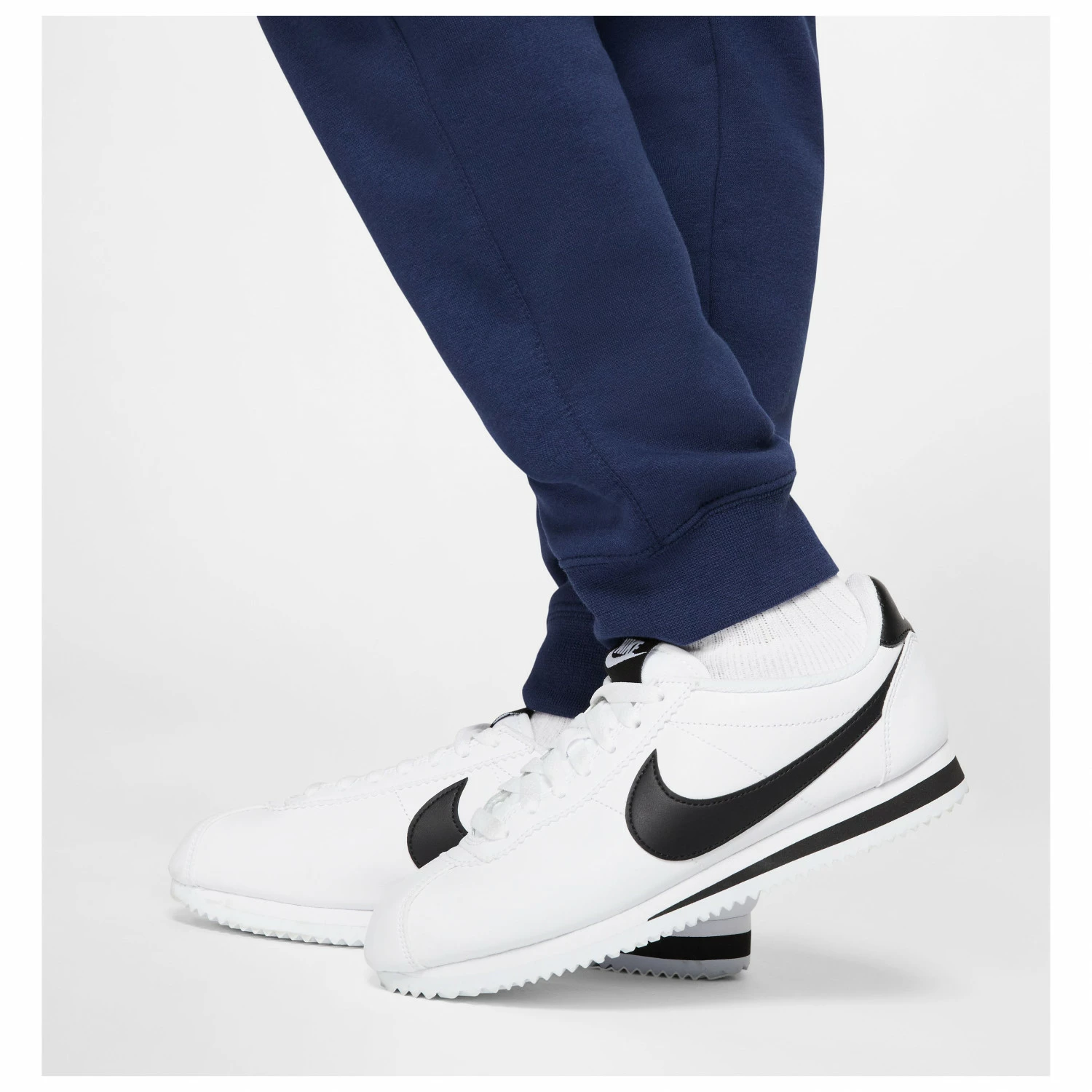 Nike Boy's Sportswear Club - Tracksuit Trousers 8 Nike Boy's Sportswear Club - Tracksuit Trousers - Image 6