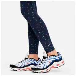 Nike Girl's Sportswear Essential - Leggings 7 Nike Girl's Sportswear Essential - Leggings -Outdoor Equipment Sales Shop nike girls sportswear essential leggings detail 3