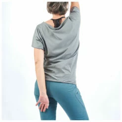 Nograd - Women's Wood T-Shirt 9 Nograd - Women's Wood T-Shirt -Outdoor Equipment Sales Shop nograd womens wood t shirt detail 4