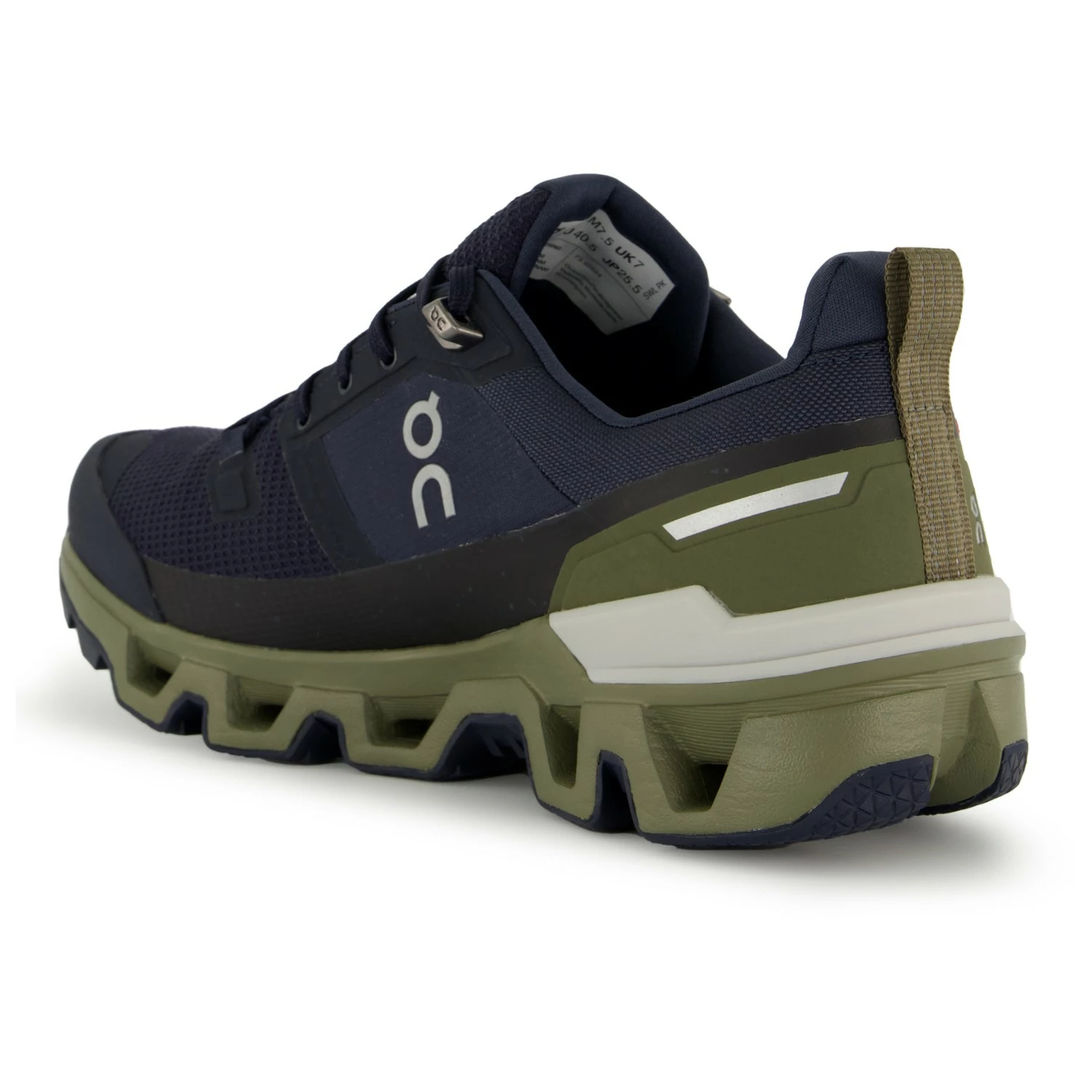 On Cloudwander Waterproof - Multisport Shoes 7 On Cloudwander Waterproof - Multisport Shoes - Image 5
