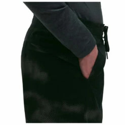 On Hybrid Shorts Lumos - Running Shorts -Outdoor Equipment Sales Shop on hybrid shorts lumos running shorts detail 5