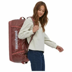 Patagonia Black Hole Duffel 70 - Luggage 9 Patagonia Black Hole Duffel 70 - Luggage -Outdoor Equipment Sales Shop patagonia black hole duffel 70 luggage detail 4