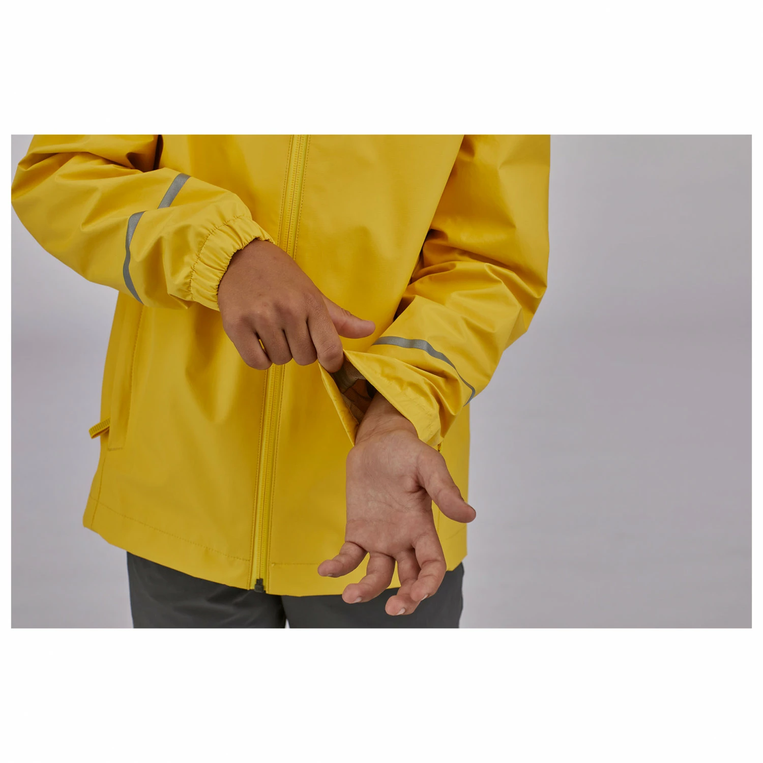 Patagonia Kid's Torrentshell 3L Jacket - Waterproof Jacket 6 Patagonia Kid's Torrentshell 3L Jacket - Waterproof Jacket - Image 4