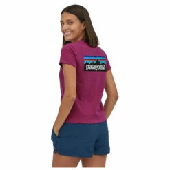 Patagonia Women's P-6 Logo Responsibili-Tee - T-shirt 11 Patagonia Women's P-6 Logo Responsibili-Tee - T-shirt -Outdoor Equipment Sales Shop patagonia womens p 6 logo responsibili tee t shirt detail 5