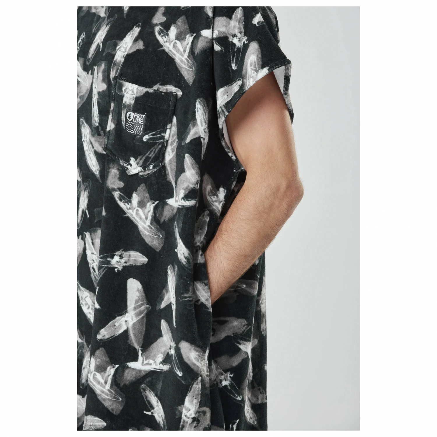 Picture Landsom Poncho - Surf Poncho 10 Picture Landsom Poncho - Surf Poncho - Image 8