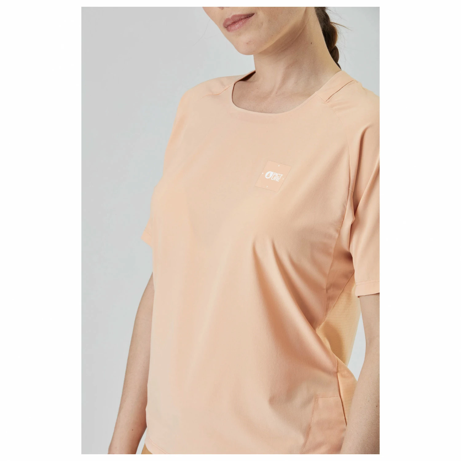 Picture Women's Ice Flow Tech Tee - Sport Shirt 7 Picture Women's Ice Flow Tech Tee - Sport Shirt - Image 5